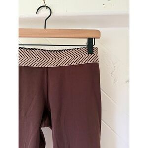 Olympia Activewear brown 3/4 length legging